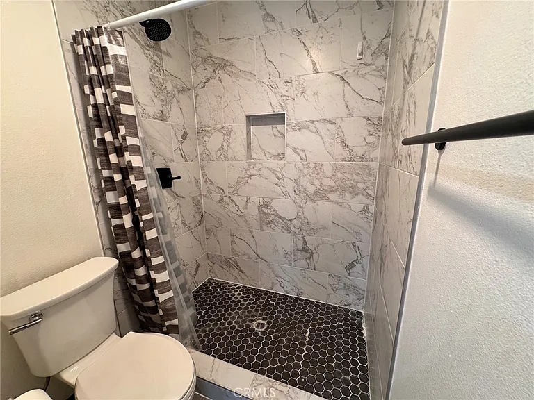 1159 Tivoli Ln — Photo 17