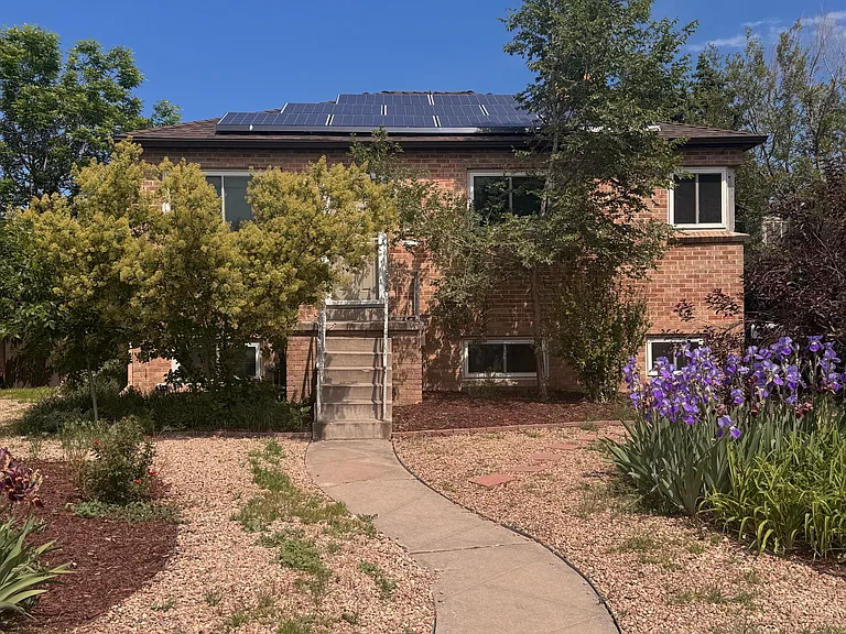 2020 Benton St — Photo 1