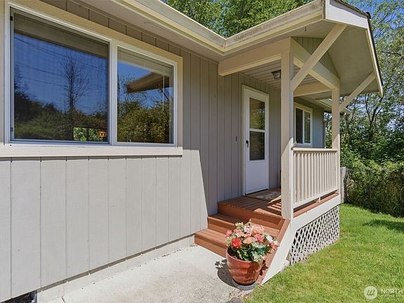 5th image of 6784 NE Whidbey Drive