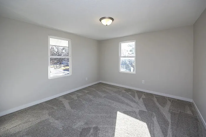 1332 E Sheridan Ave — Photo 17