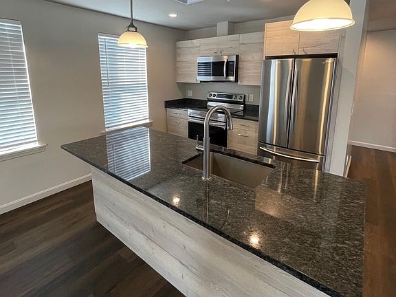 2nd image of 540 Lafayette Rd #201