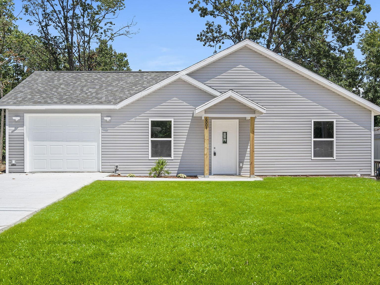 6004 Glenwood Dr, Rockaway Beach, MO 65740 Zillow