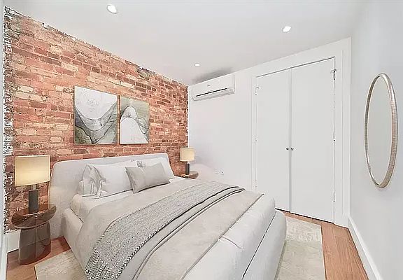 5th image of 203 E 4th St APT 5