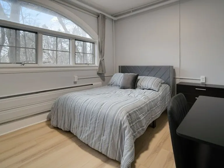 504 Stewart Ave — Photo 174