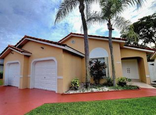 6132 NW 181st Terrace Cir S, Hialeah, FL 33015