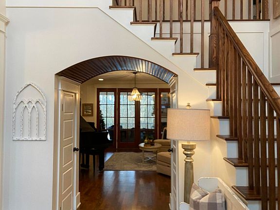 5th image of 3955 Kenton Dr