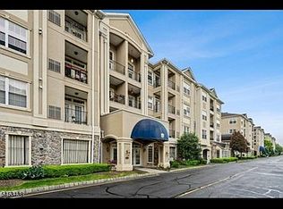 4206 Harcourt Rd #473, Clifton, NJ 07013