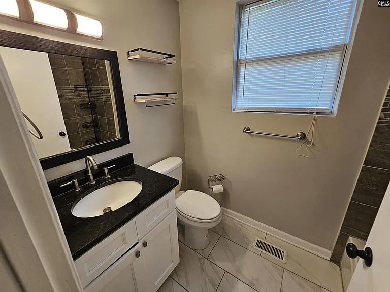802 S Kilbourne Rd — Photo 11