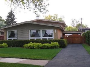 100 Cranbrook Dr, Des Plaines, IL 60016
