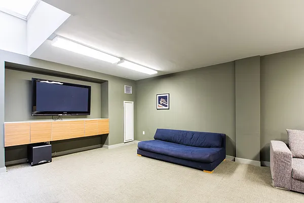 Sold by Compass | media 11