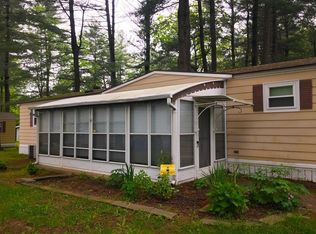14 4th Ave, Westfield, MA 01085