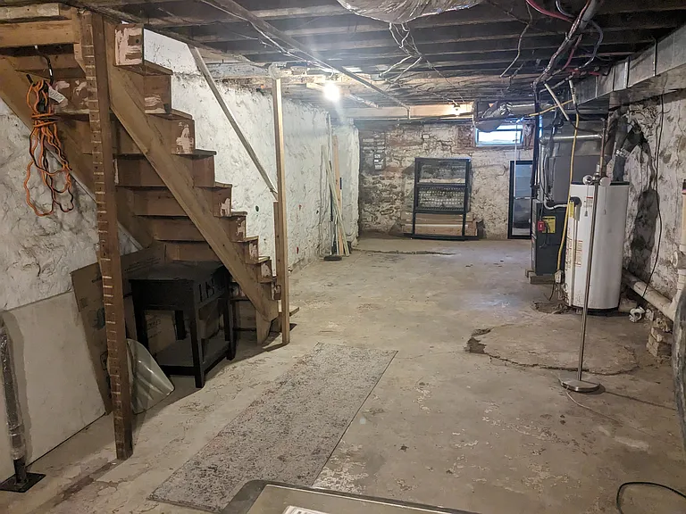 1227 S Greylock St — Photo 18