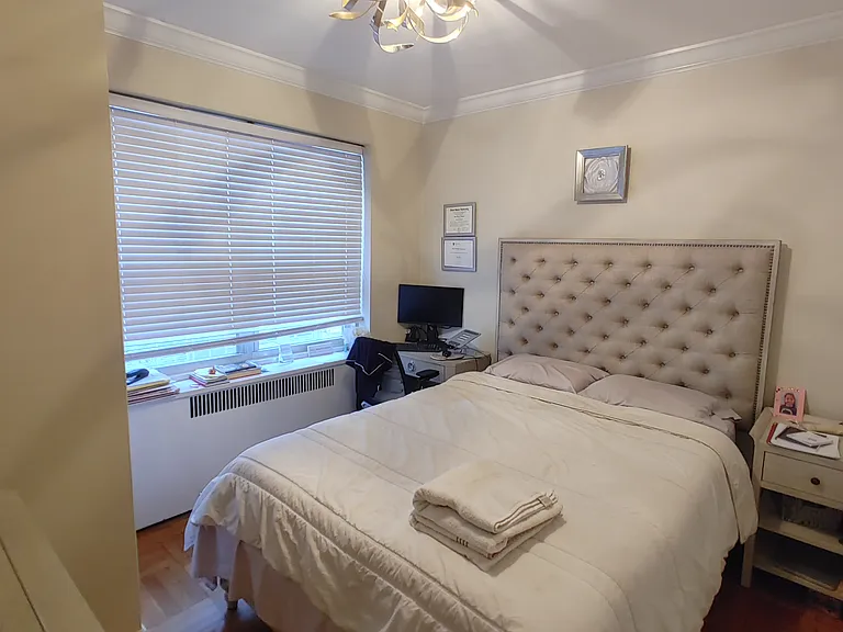 29 W 64th St #3C — Photo 6