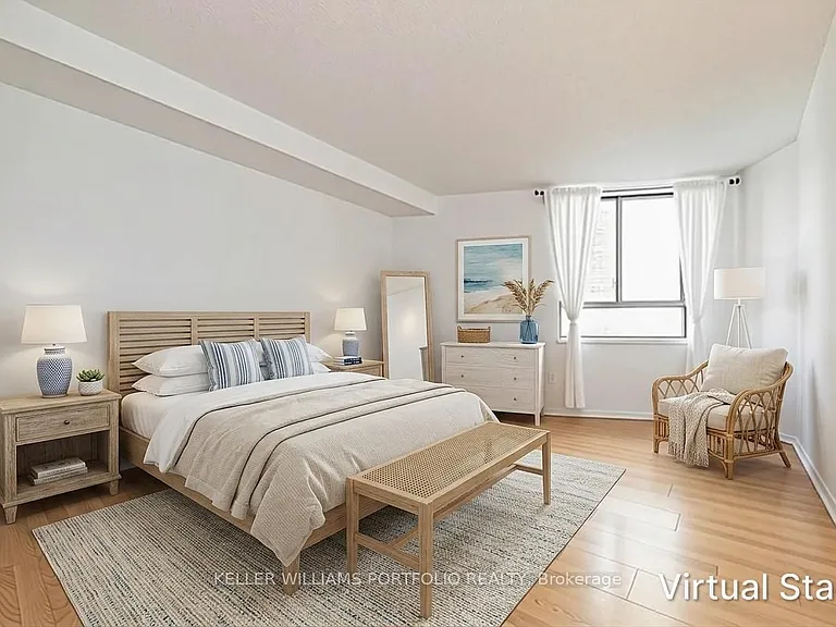 270 Queens Quay W #1107 — Photo 4
