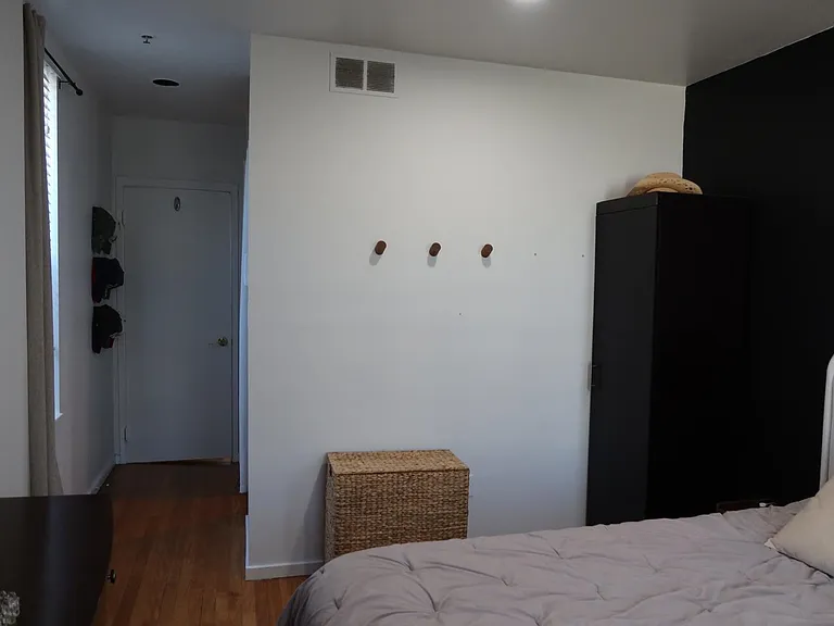 716 Adams St #3W — Photo 11