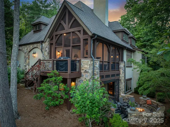 16 Hidden Hills Way, Arden, NC 28704