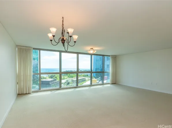 1177 Queen St APT 2108, Honolulu, HI 96814