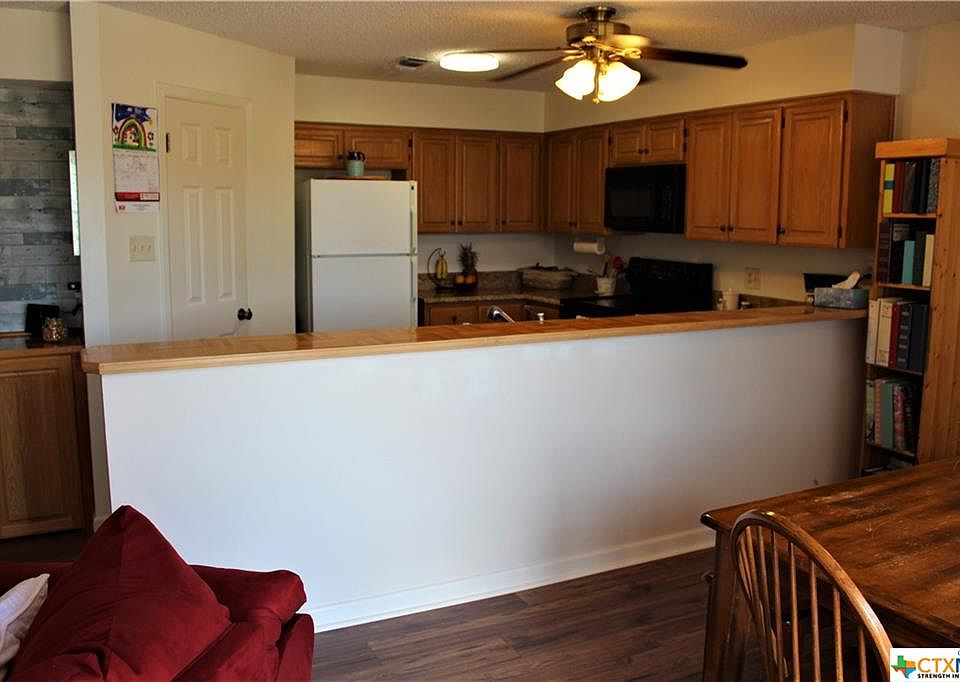 1st image of 116 Campbell Dr #10