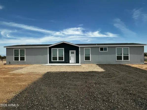 8819 N Sayonara Trail, Florence, AZ 85132