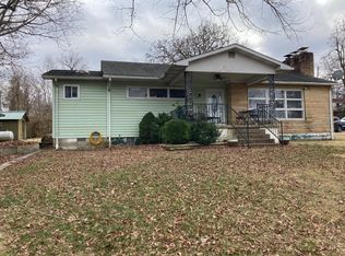319 Spruce St, Thayer, MO 65791
