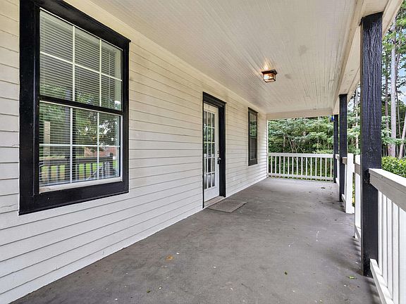 3rd image of 3093 Mount Olive Rd