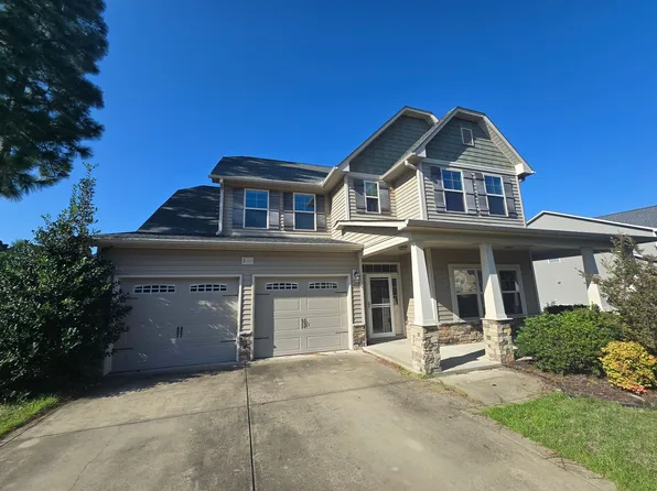 2111 Yates Ranch Rd, Hope Mills, NC 28348