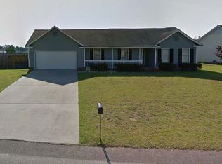 353 Woodwind Dr, Spring Lake, NC 28390