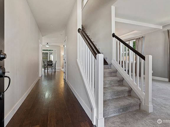 2nd image of 9508 Templeton Avenue SE