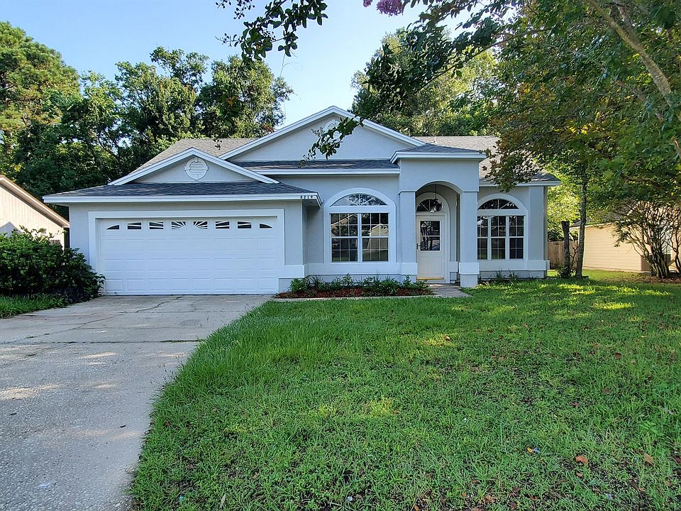 1st image of 8219 Teaticket Dr