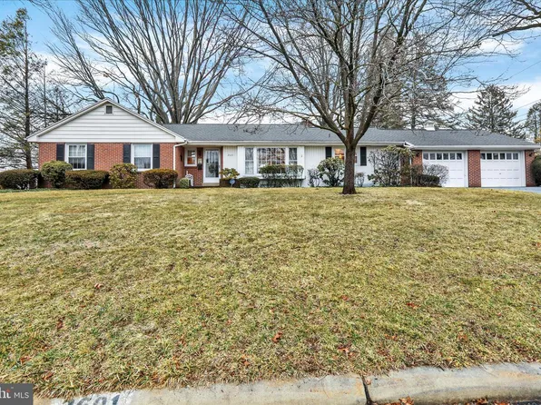 2601 Reading Blvd, West Lawn, PA 19609