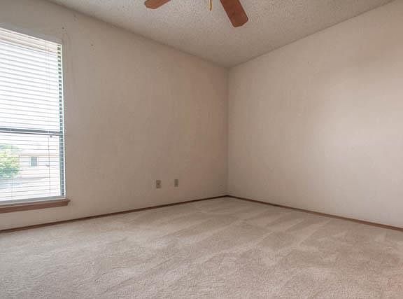 4th image of 53 Morrow Dr