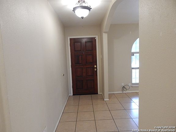 3rd image of 9606 Hillsboro Dr