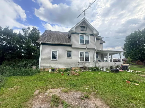 206 Becker Ave, Ossian, IA 52161