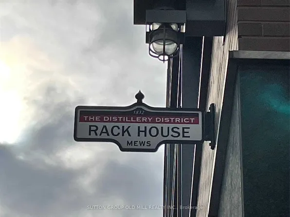 70 Distillery Ln S #317, Toronto, ON M5A 0E3