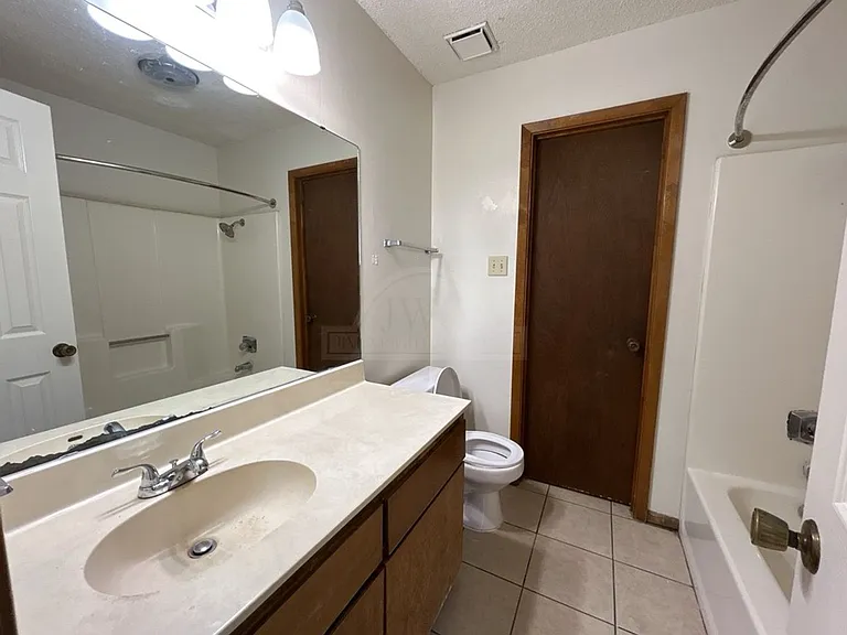 4209 Water St — Photo 11