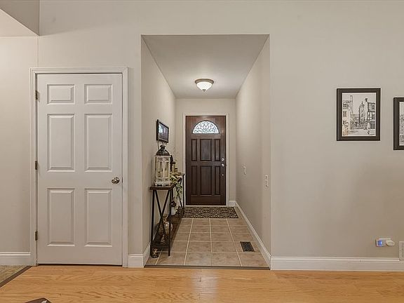 4th image of 1220 Glacier Pkwy #1220