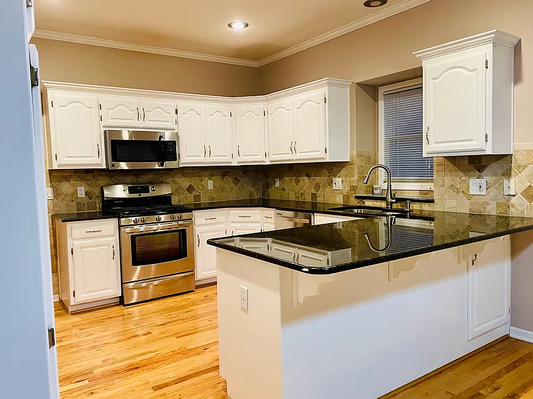 12515 Hollingsworth Rd — Photo 11