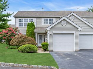 30 Mimosa Ln, Freehold, NJ 07728