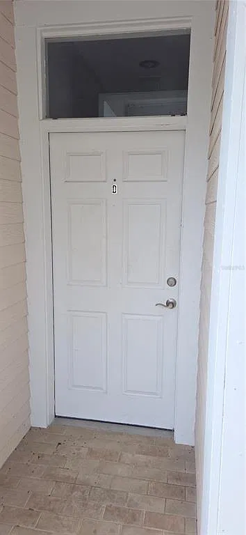 2 bed, 2.0 bath, 1098 sqft, $2,000 — Photo 3