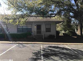 19 S Summit St APT 15, Fairhope, AL 36532