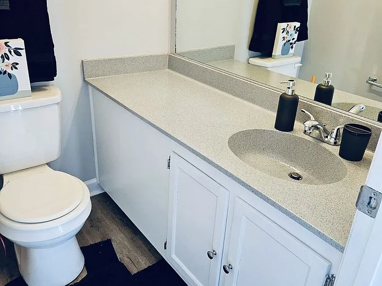 205 Forest View Ct — Photo 27