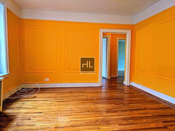 2nd image of 2808 35th St APT 5H