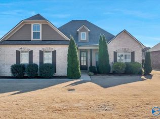 17526 Maree Dr, Athens, AL 35613