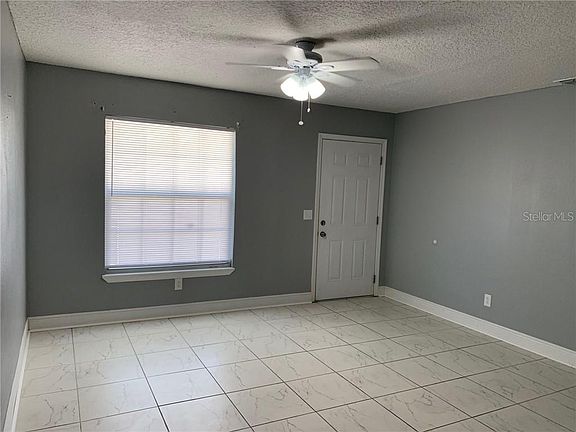 3rd image of 454 Bar Ct