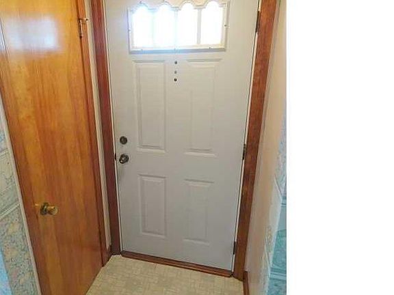 4th image of 212 Fancher Ave