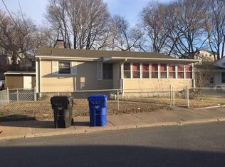 74 Valley St, Central Falls, RI 02863