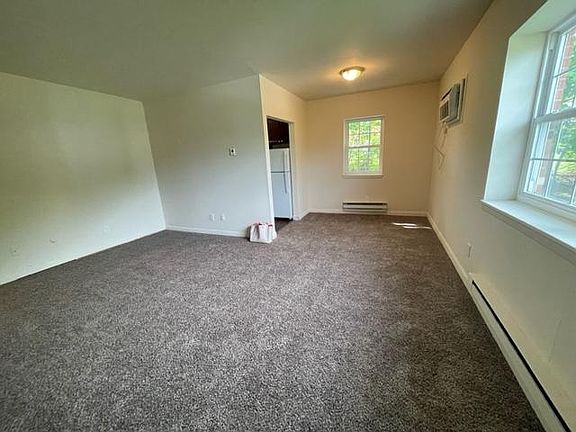 3rd image of 221 Harrison St APT B19