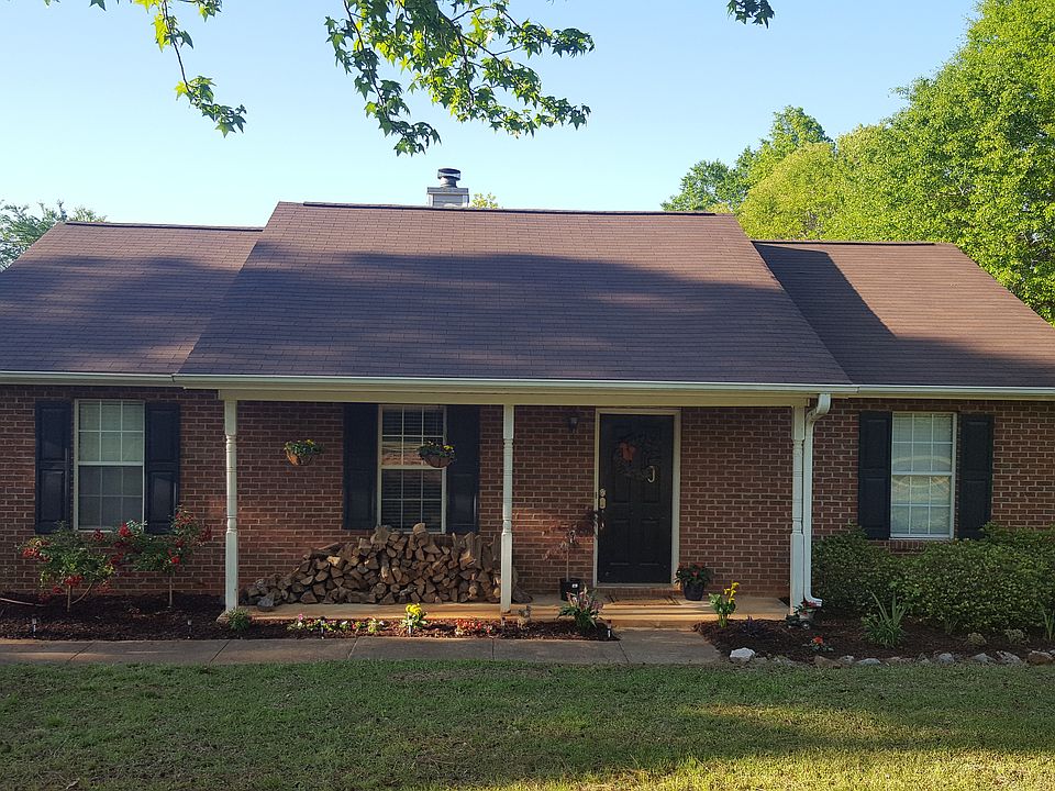 2nd image of 991 Coan Dr