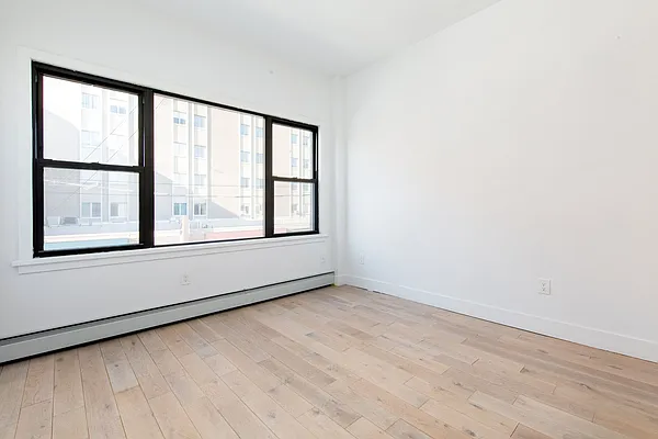 Rented by Bold New York | media 15