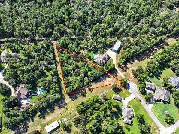 405 Arbor Way Ct, Montgomery, TX 77316